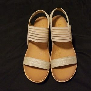 Skechers luxefoam wedges